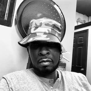 Meet your Posher, Derrick